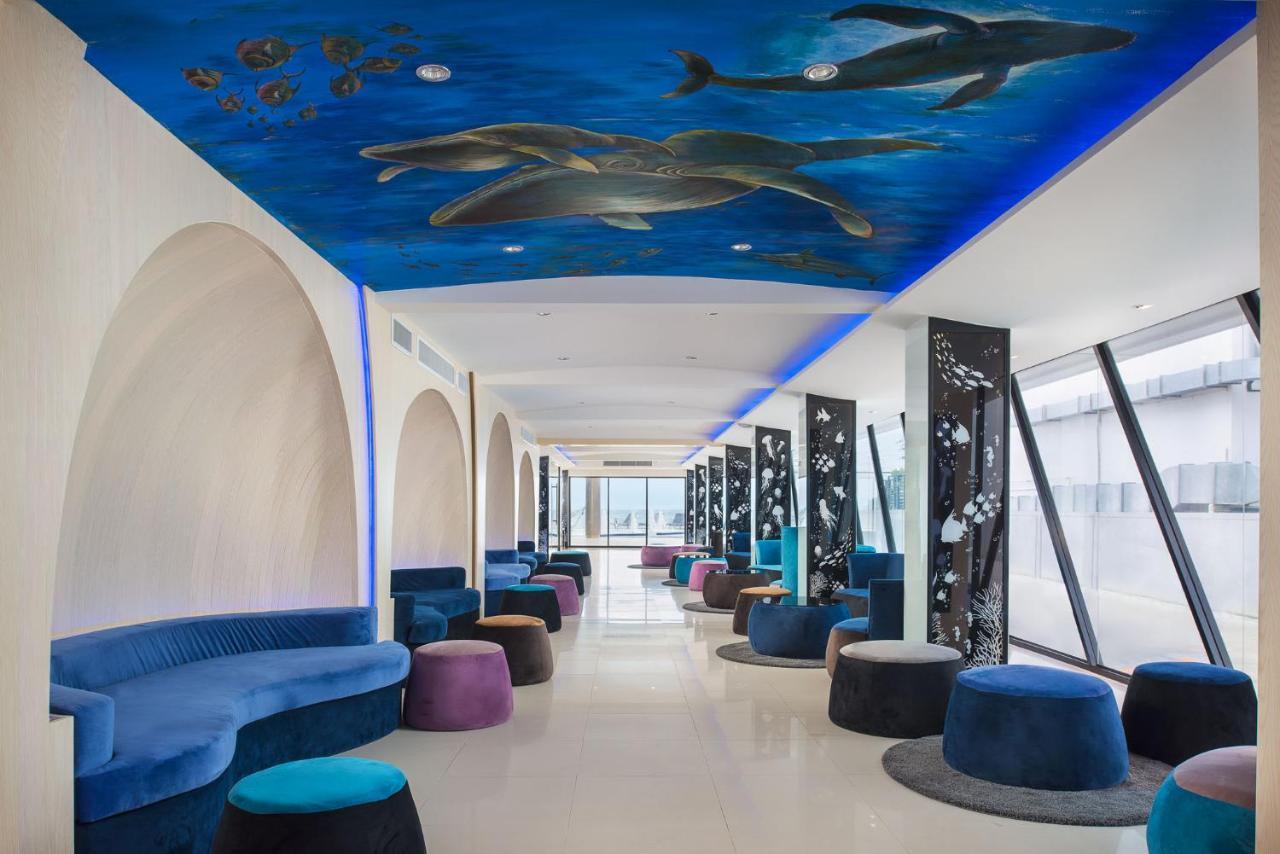 Rodina Beach Hotel Jomtien Beach Exterior photo