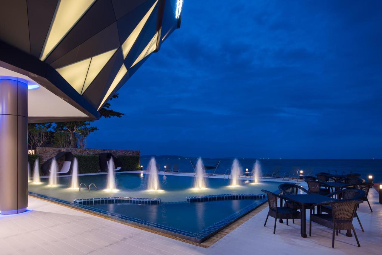 Rodina Beach Hotel Jomtien Beach Exterior photo